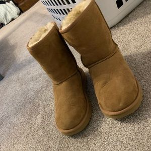 Women’s Classic Short Ugg Boots